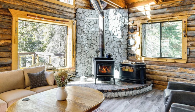 Sequoia Forest Remote Retreat! 'Dreamtime Cabin'