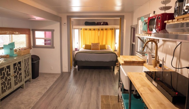 Sequoia: Pine View Trailer-Featured on HGTV!