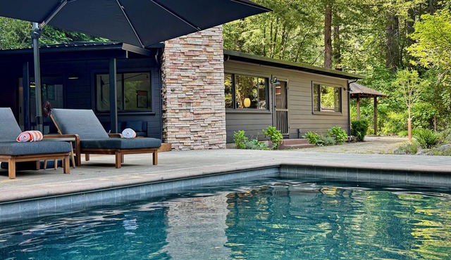 Sequoia Sisters Family Retreat Pool Hot Tub