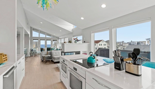 Serendipity Beach Retreat | Penthouse | Ocean View