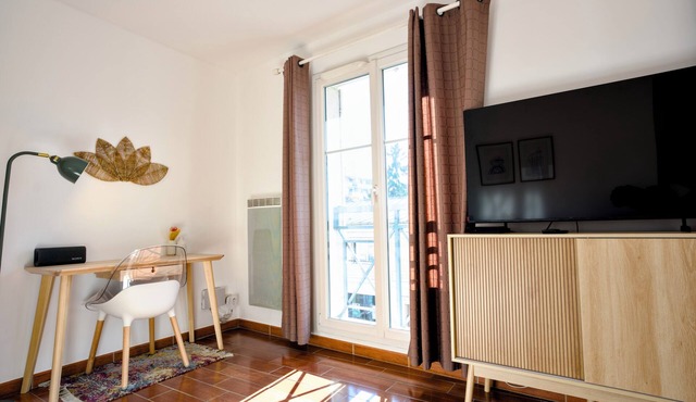 Serene 1-bedroom apartment in charming Poissy perfect for relaxing stay