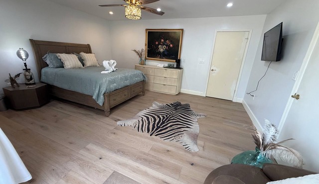 Serene 1-bedroom Room in Ostrich Ranch estate with private Entrance in Sebring
