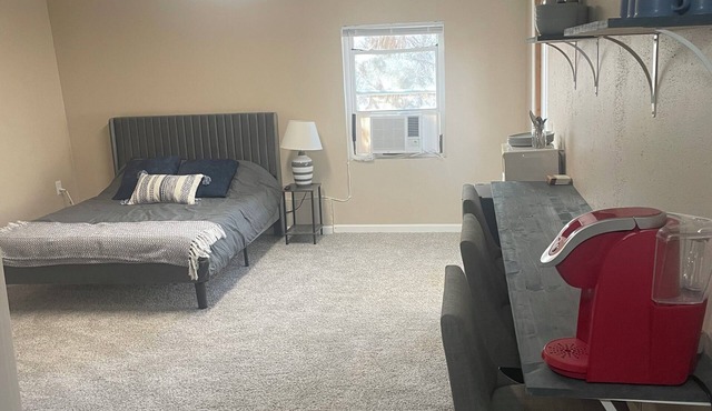 Serene 1-bedroom studio in Osage Beach