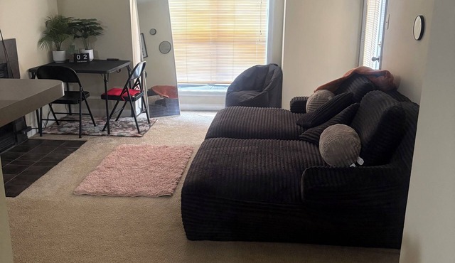 Serene 1-bedroom apartment with AC in charming Lawrenceville