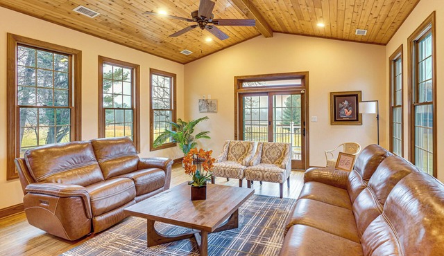 Serene 10-Acre Estate Near Loudoun County Wineries