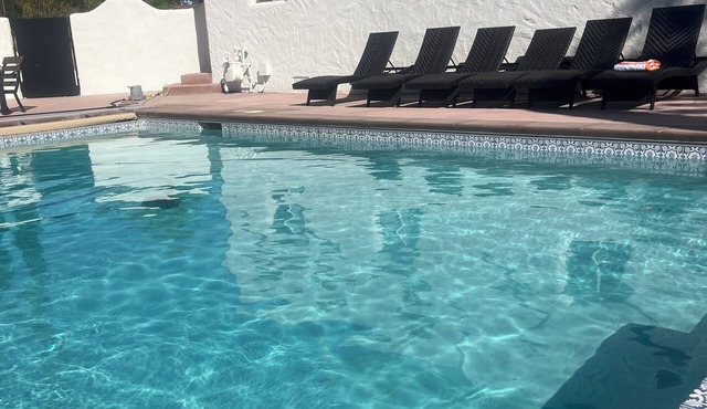 Serene 2-bedroom apartment private fully renovated Spanish decor!