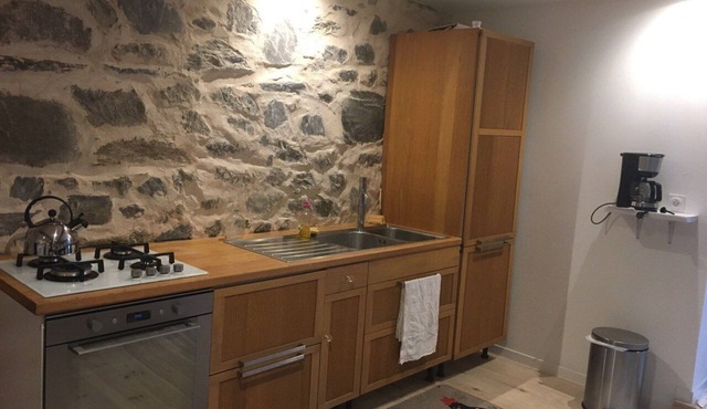 Serene 2-bedroom house in Béost