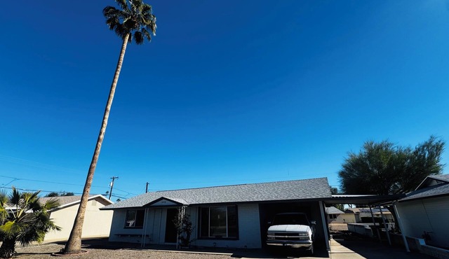 Serene 2-bedroom house with AC in sunny Sun City