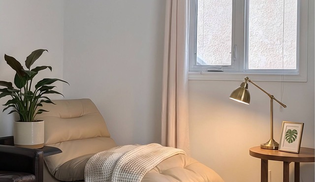 Serene 3 Bed Room Near Airport/Polo Park Main Floor Bedroom