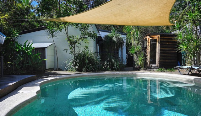 Serene 3-bedroom retreat, nestled in nature, a short walk from Yaroomba Beach