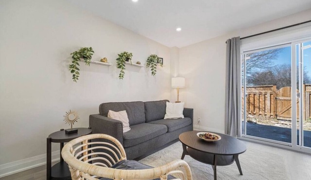Serene 3BR Home in Kitchener
