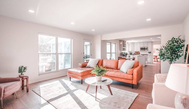 Serene 4B Home w/Outdoor Firepit & Close to Trails