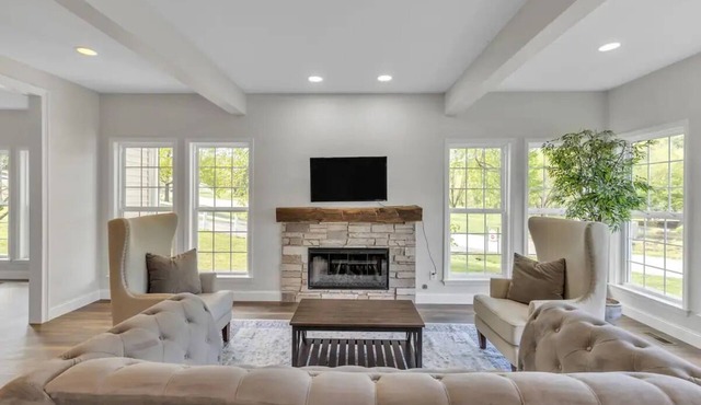 Serene 4BD/4BA Countryside + HotTub by Lake & Golf