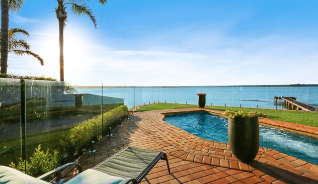 Serene 5 BDRM Villa with Pool