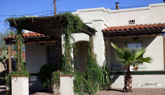Serene and secluded 2bdrm home near UofA