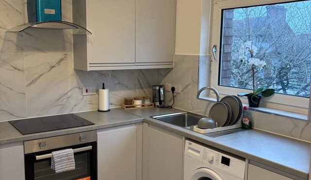 Serene apartment with WiFi in charming Dagenham