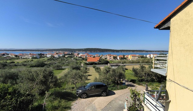 Serene Barbat Escape With Just Minutes From the Beach