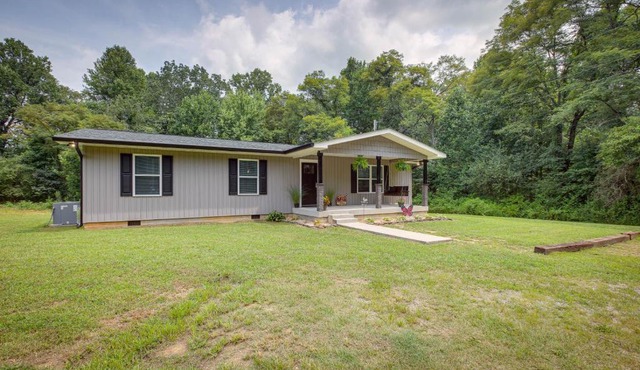 Serene Bryant Retreat with Private Hot Tub!