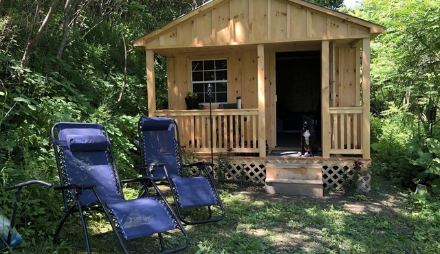 Serene Cabin "Camping" (&services)