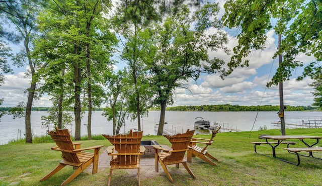 Serene Cabin on Lake Pokegama w/ Dock & Fire Pit!
