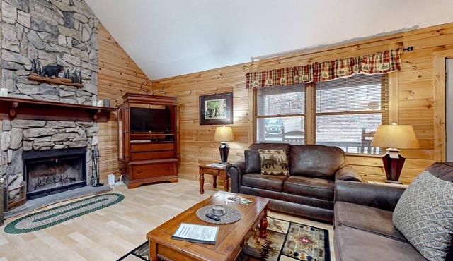 Serene Cabin, Sleeps 6・Fire Pit・Porch・Hot Tub