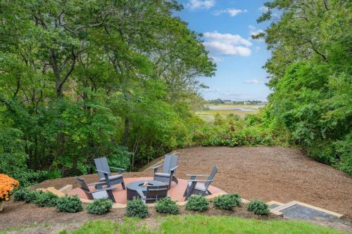 Serene Cape Cod Retreat with Lake Views Fire Pit