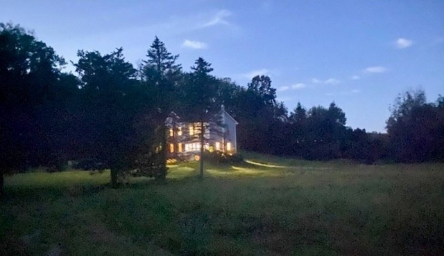 Serene Charming Tranquile Farmhouse