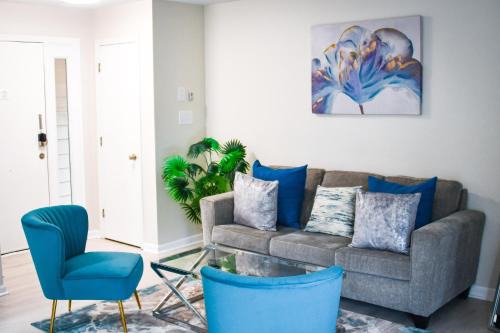 Serene Condo W/LED Lights In Heart Of Raleigh
