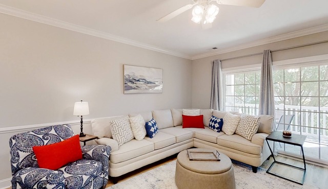 Serene condo with pool, balcony, full kitchen, washer/dryer, and TV