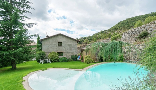 Serene Cottage in Cambrils near Port del Comte