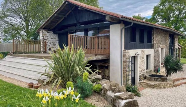 Serene Country Escape