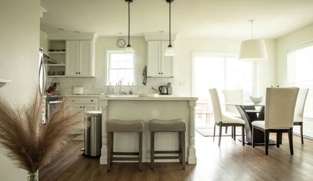 SERENE Country Retreat! 6 miles to Ithaca & Hiking