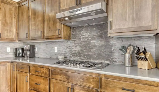 Serene Couve Retreat