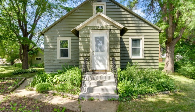Serene Crosby Cottage: 3 Mi to Serpent Lake!