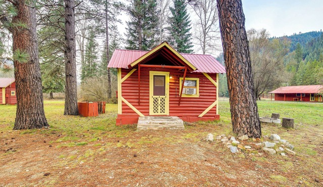 Serene DeBorgia Hideaway: Hiking & Fishing Nearby