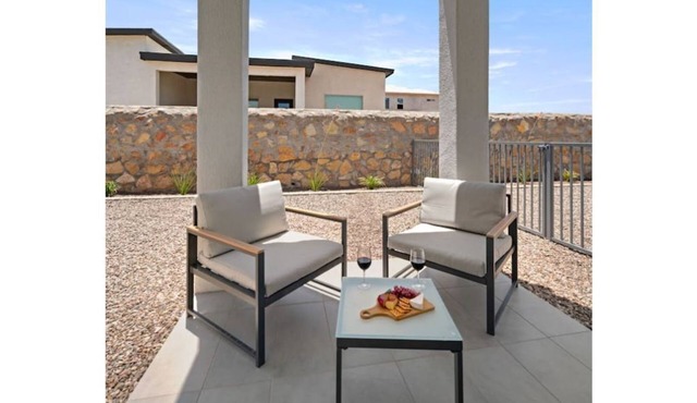 Serene Desert Rose!* Newly Built Modern Home