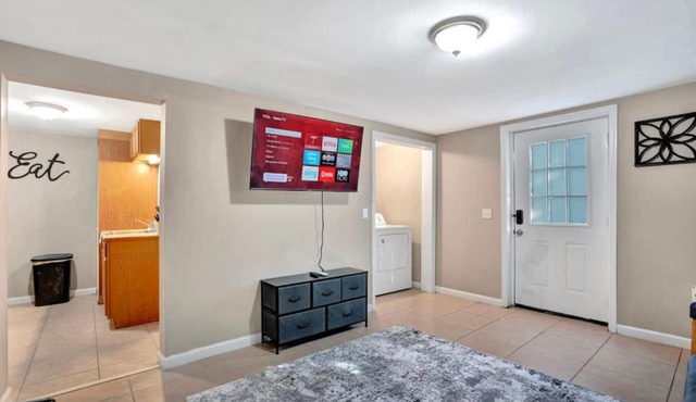 Serene Downtown Clarksville Villa
