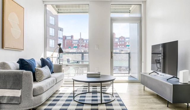 Serene East Cambridge 2BR w/Gym & W/D, near Lechmere T, by Blueground