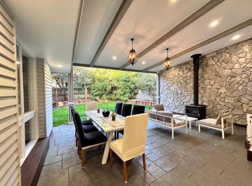 Serene Escape with Birds, Trees & Breeze