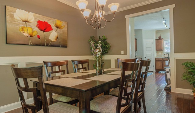 Serene Family Hideaway 4Br w Pool Table