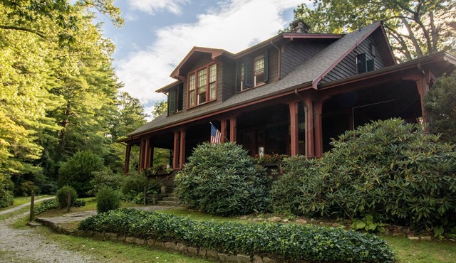 Serene Flat Rock Farmhouse Getaway