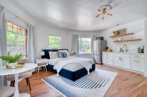 Serene Forest Studio - Walk to Multnomah Village