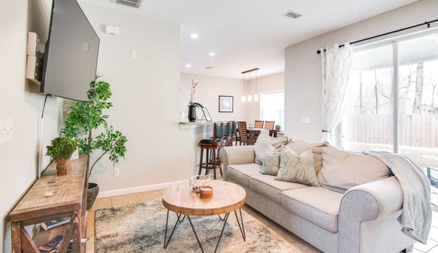Serene - Fully Furnished Immaculate with 2-car Garage!