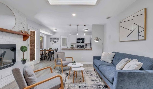 Serene garden home near Savannah