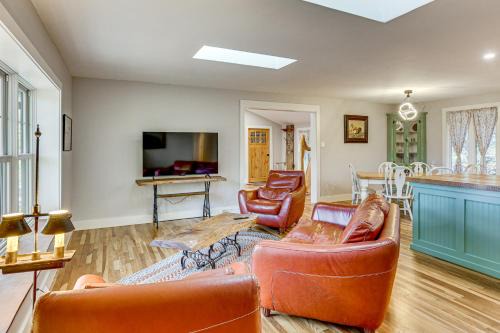 Serene Getaway with Trail Access in Chester Springs