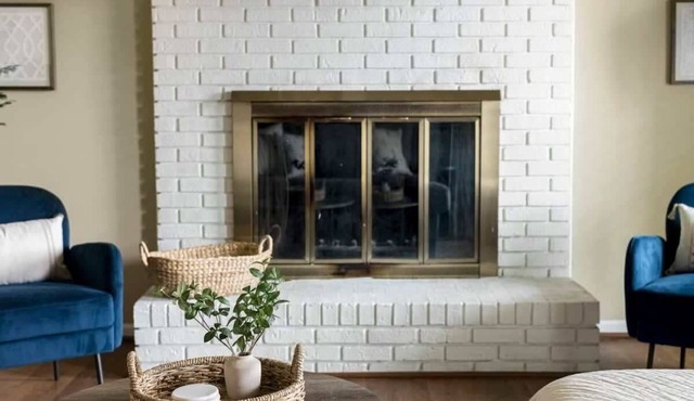 Serene Getaway with Patio in Pineville