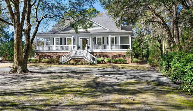 Serene Golf Course retreat nestled in the heart of DeBordieu