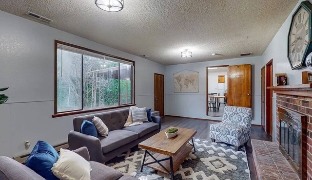 Serene Hideaway with Lush Backyard Oasis: Historical Steilacoom