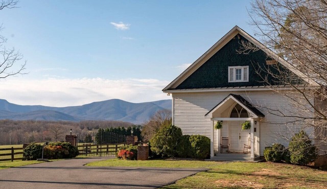 Serene History-Soaked Retreat | VA Countryside
