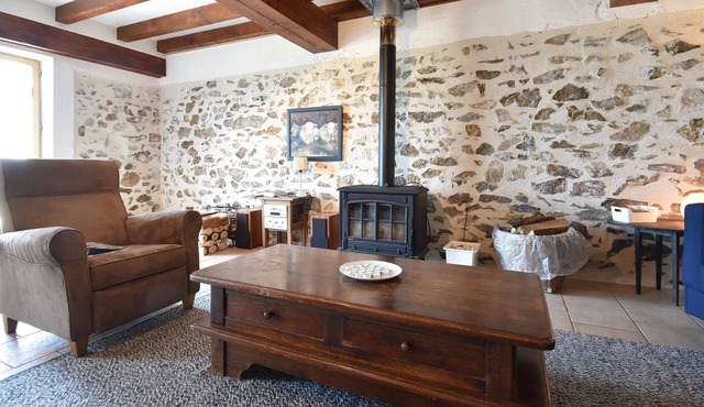 Serene Holiday Home in Rémilly with a Terrace